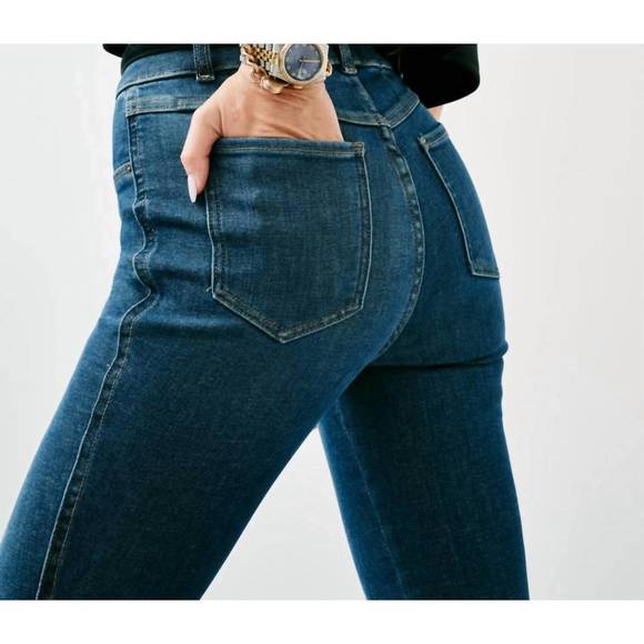 NEW SPANX flare jeans in authentic blue - Picture 2 of 3